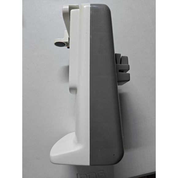 Vintage TOASTMASTER CAN OPENER - Model 2225, WHITE - 9" Tall  w/ Knife Sharpener - Picture 4 of 4